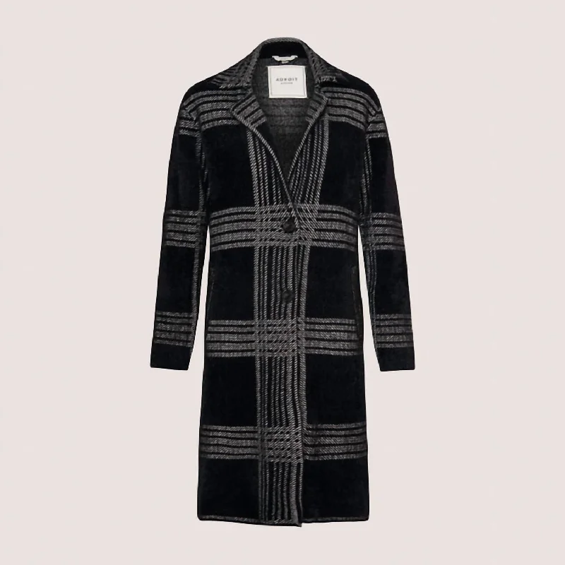 Lori Long Coat In Black