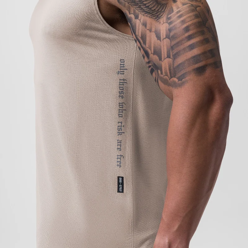 0757. AeroSilver® Cutoff Tank - Chai